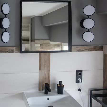 Appartement Industrie Loft 1901 - Gratis Parken - Zentral *