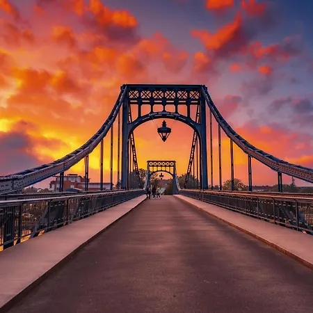 Industrie Loft 1901 - Gratis Parken - Zentral Appartement *